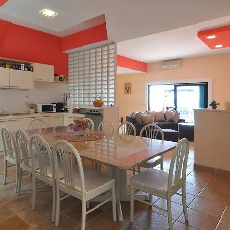 Marta Villa